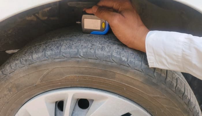 2019 Maruti Ertiga VXI SHVS, Petrol, Manual, 44,698 km, tyre