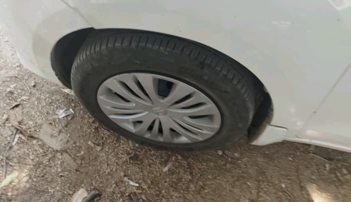 2014 Maruti Ertiga VDI, Diesel, Manual, 1,11,221 km, tyre