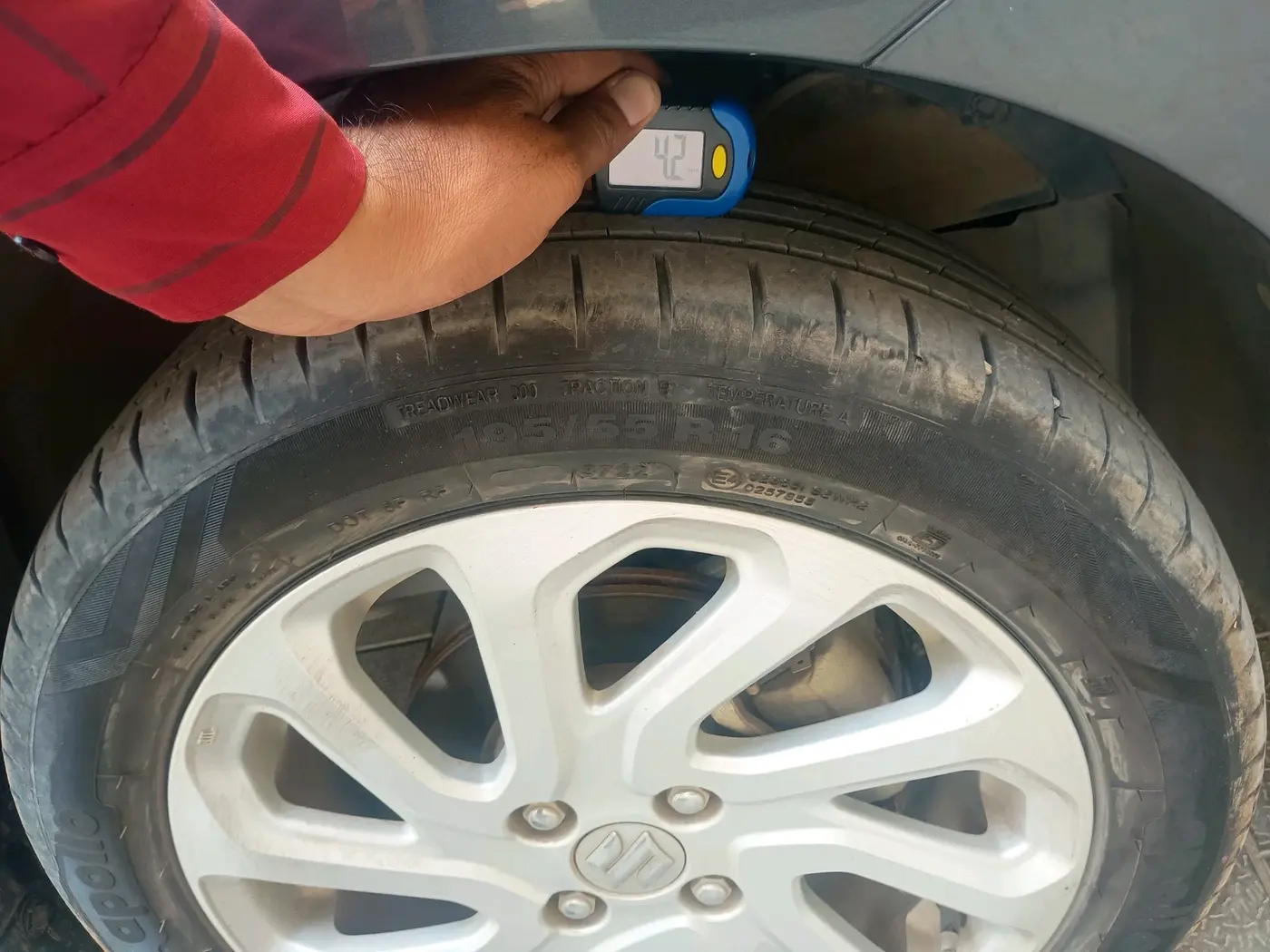 2022 Maruti Baleno ZETA 1.2 AGS, Petrol, Automatic, 45,700 km, tyre