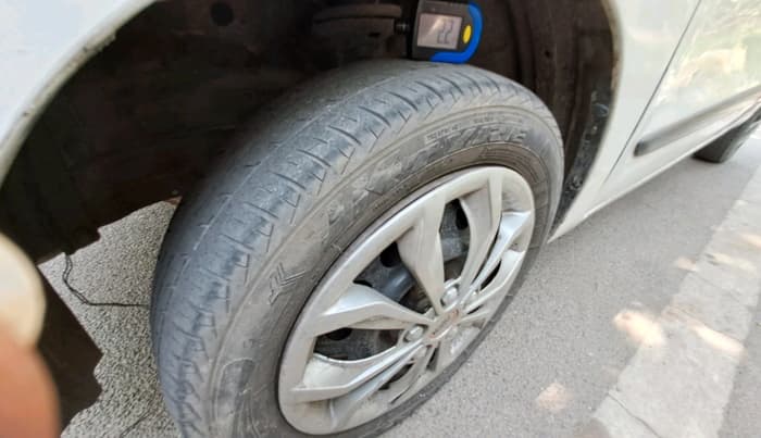 2011 Maruti Wagon R 1.0 VXI, Petrol, Manual, 54,341 km, tyre