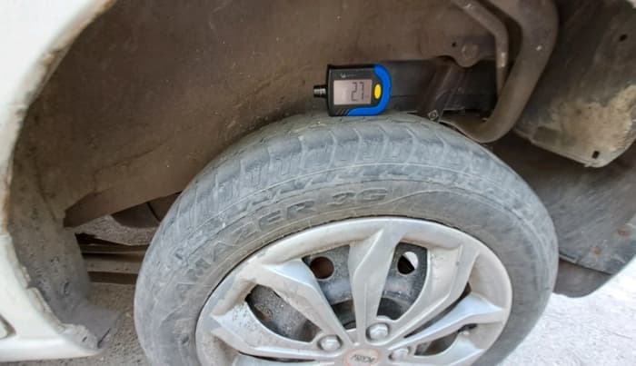2011 Maruti Wagon R 1.0 VXI, Petrol, Manual, 54,341 km, tyre
