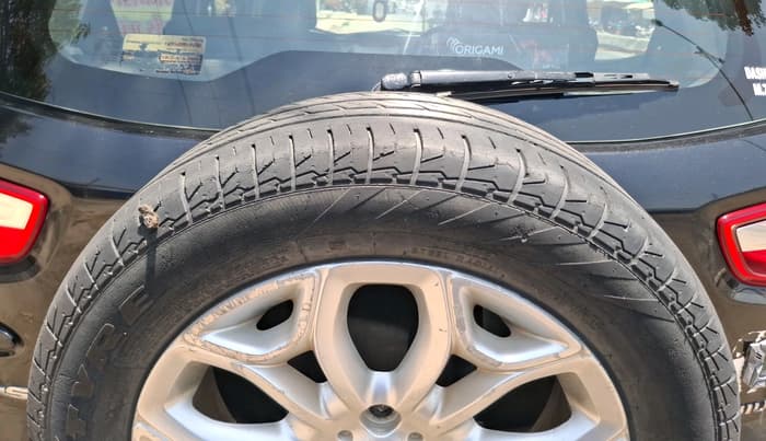 2014 Ford Ecosport TITANIUM 1.0L ECOBOOST, Petrol, Manual, 87,420 km, tyre
