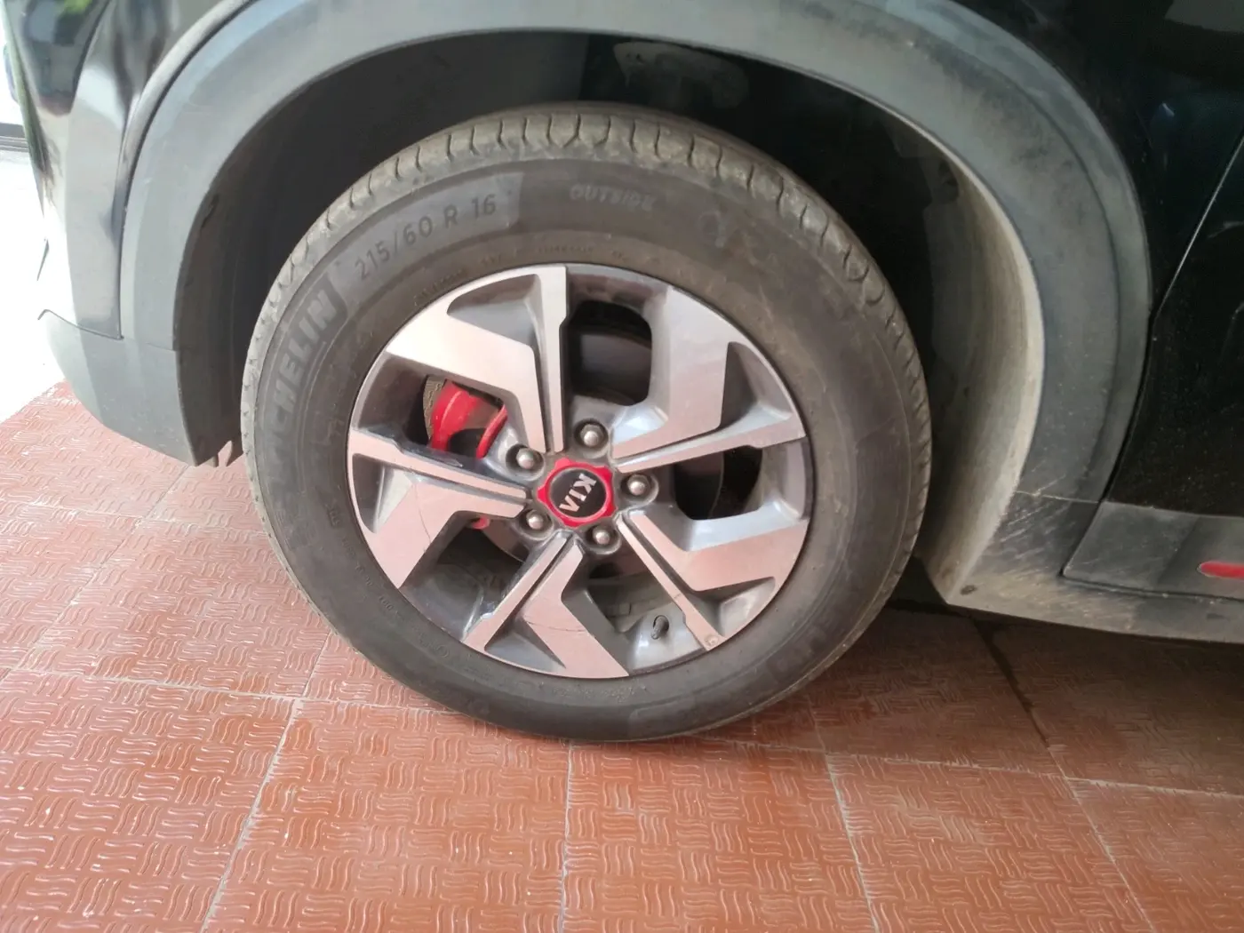 2020 KIA SONET GTX PLUS 1.5 AT, Diesel, Automatic, 55,908 km, tyre