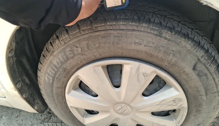 2011 Maruti Swift Dzire VXI, Petrol, Manual, 96,695 km, tyre