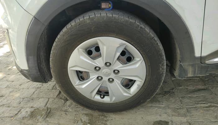 2018 Hyundai Creta E PLUS 1.4 DIESEL, Diesel, Manual, 1,01,112 km, tyre