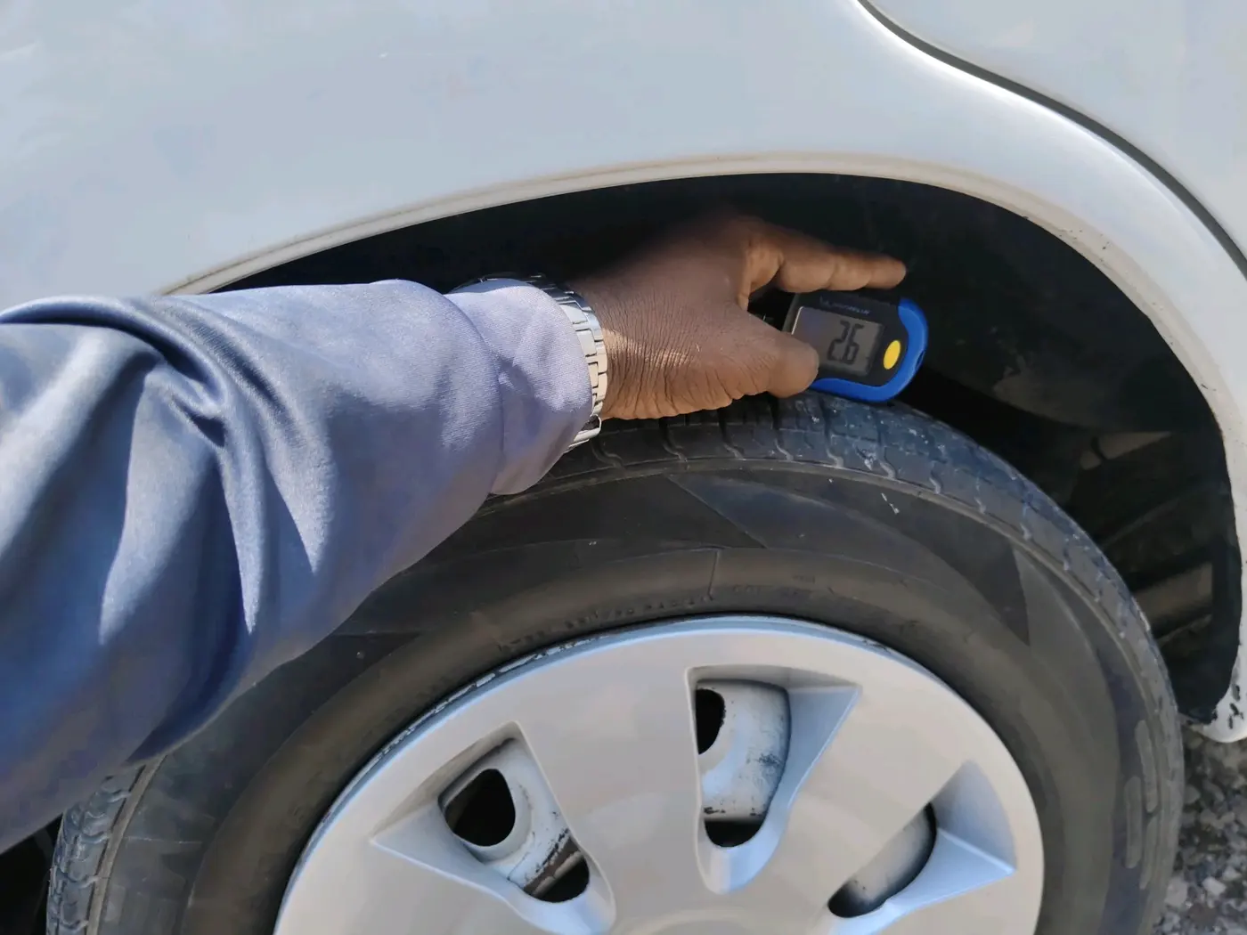 2012 Maruti Zen Estilo LXI CNG, CNG, Manual, 75,402 km, tyre