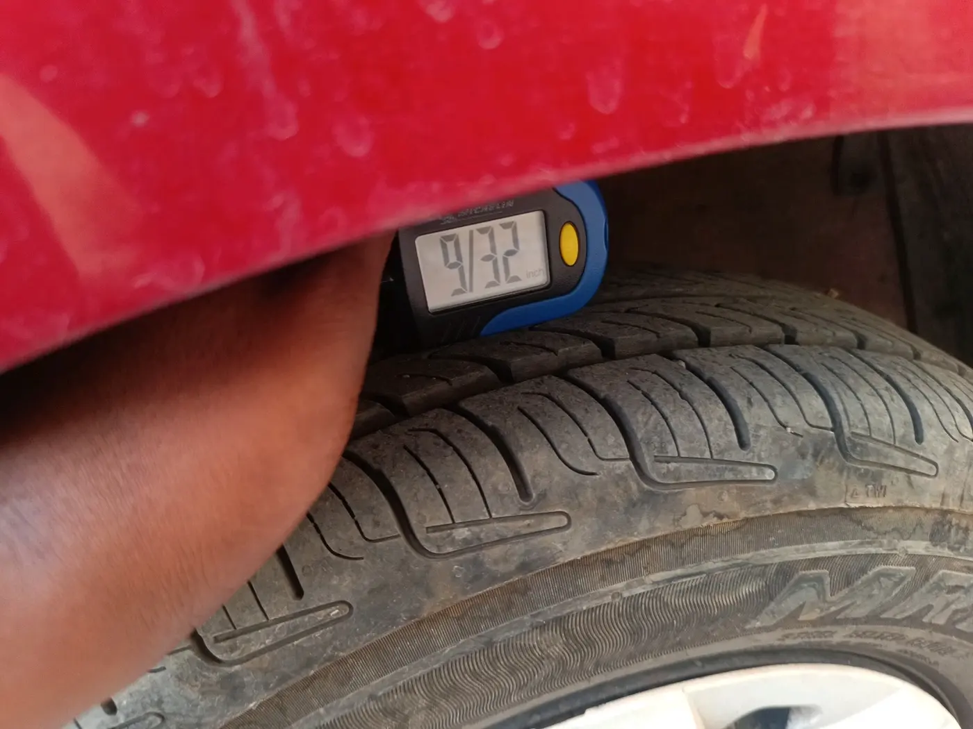 2018 Maruti Alto 800 LXI O, Petrol, Manual, 13,089 km, tyre