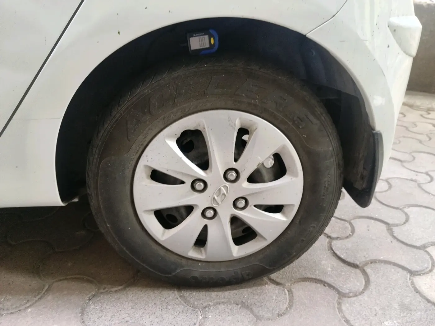 2011 Hyundai i10 SPORTZ 1.2, Petrol, Manual, 59,028 km, tyre