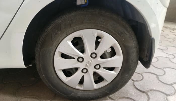 2011 Hyundai i10 SPORTZ 1.2, Petrol, Manual, 59,028 km, tyre