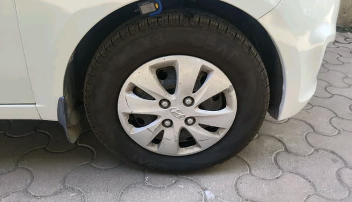 2011 Hyundai i10 SPORTZ 1.2, Petrol, Manual, 59,028 km, tyre
