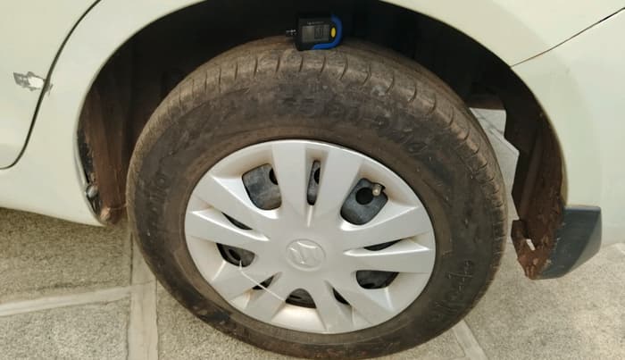 2014 Maruti Swift Dzire VXI, Petrol, Manual, 60,234 km, tyre