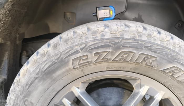 2022 Mahindra Thar LX D AT 4WD HT, Diesel, Automatic, 80,972 km, tyre