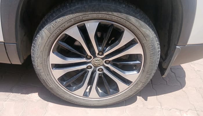 2021 MG HECTOR SHARP 1.5 PETROL CVT, Petrol, Automatic, 35,234 km, tyre