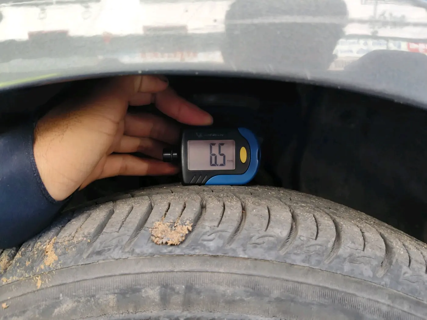 2021 Tata ALTROZ XM PLUS PETROL, Petrol, Manual, 34,016 km, tyre