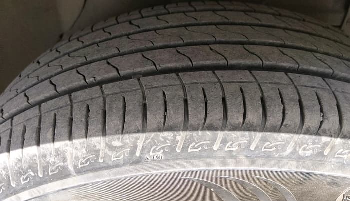 2024 Maruti BREZZA LXI S- CNG, CNG, Manual, 39,192 km, tyre
