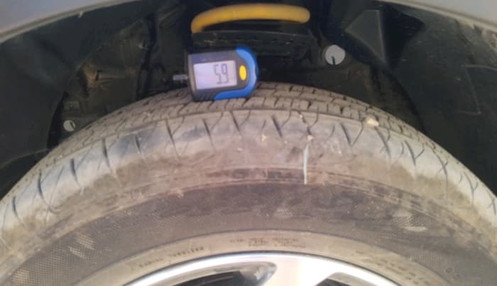 2025 Mahindra XUV 3XO MX1 1.2 L TCMPFi, Petrol, Manual, 2,294 km, tyre