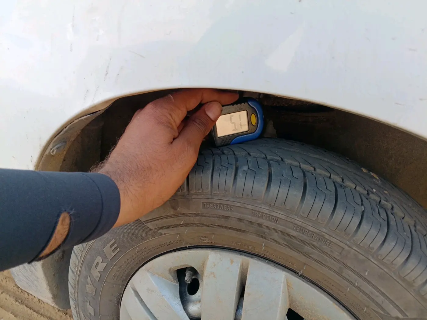 2014 Maruti Alto 800 LXI, Petrol, Manual, 97,897 km, tyre
