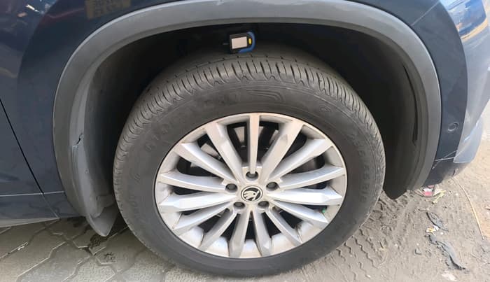2022 Skoda Kodiaq L&K, Petrol, Automatic, 80,365 km, tyre
