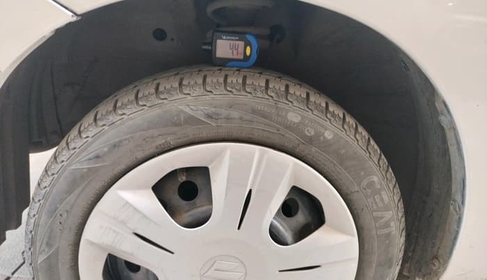 2016 Maruti Wagon R 1.0 VXI, Petrol, Manual, 77,821 km, tyre