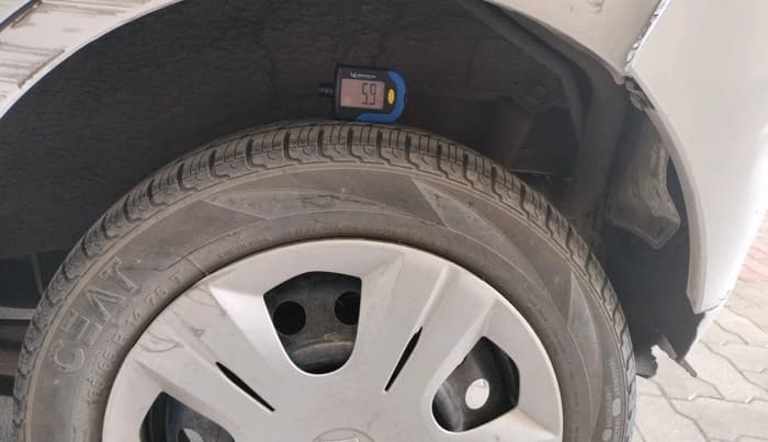 2016 Maruti Wagon R 1.0 VXI, Petrol, Manual, 77,821 km, tyre