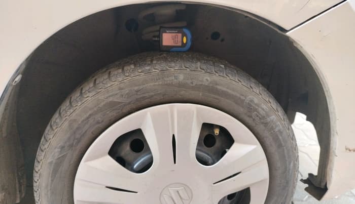2016 Maruti Wagon R 1.0 VXI, Petrol, Manual, 77,821 km, tyre