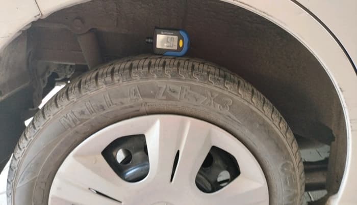 2016 Maruti Wagon R 1.0 VXI, Petrol, Manual, 77,821 km, tyre