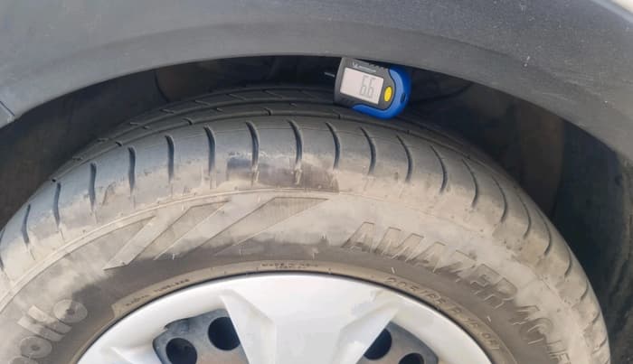 2019 Hyundai Creta E PLUS 1.6 PETROL, Petrol, Manual, 83,799 km, tyre