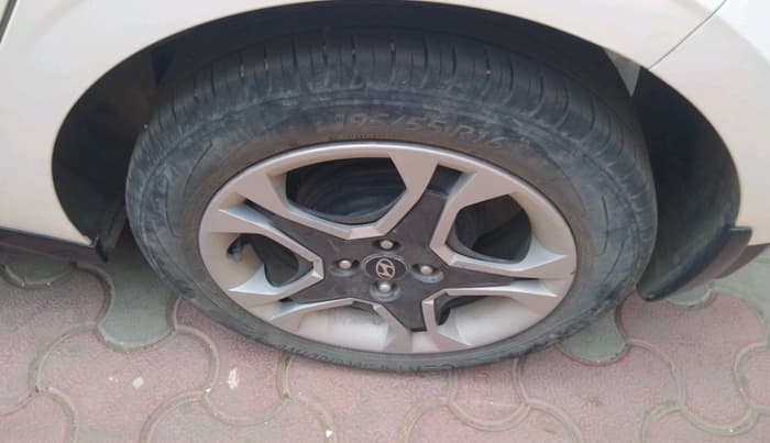 2023 Hyundai NEW I20 SPORTZ 1.2 IVT, Petrol, Automatic, 18,146 km, tyre