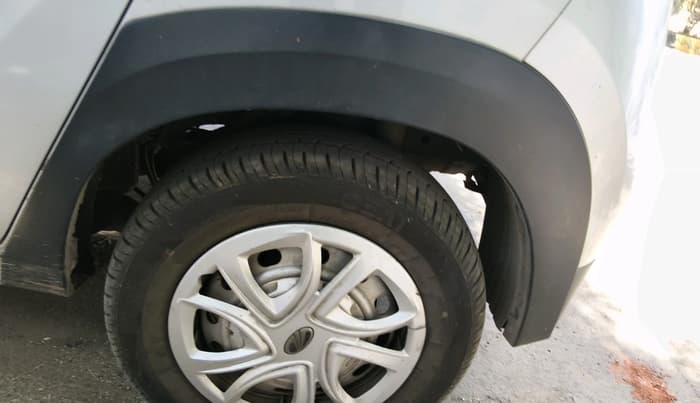 2018 Mahindra KUV 100 NXT K2+ P 6 STR, CNG, Manual, 86,005 km, tyre
