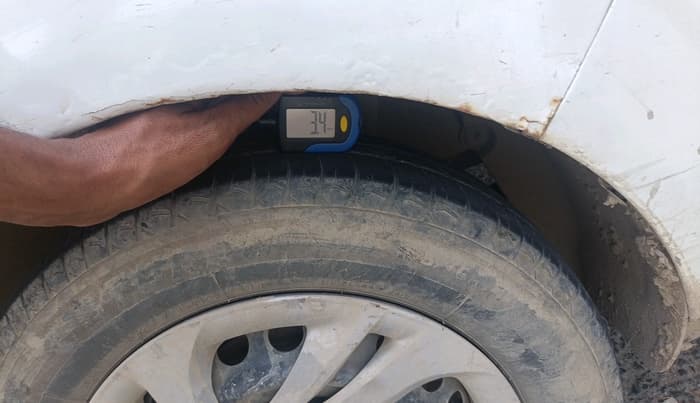 2022 Hyundai AURA S 1.2 CNG, CNG, Manual, 1,19,298 km, tyre