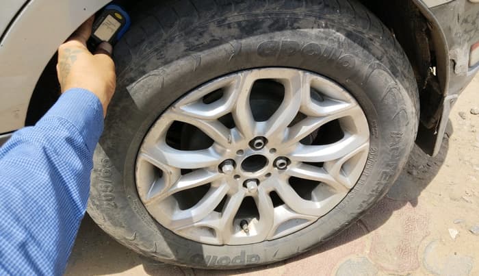 2013 Ford Ecosport TITANIUM 1.5L DIESEL, Diesel, Manual, 1,54,924 km, tyre