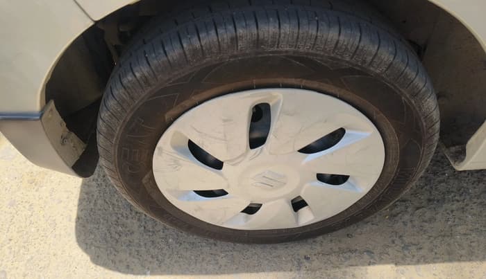 2018 Maruti Celerio ZXI AMT, Petrol, Automatic, 86,674 km, tyre