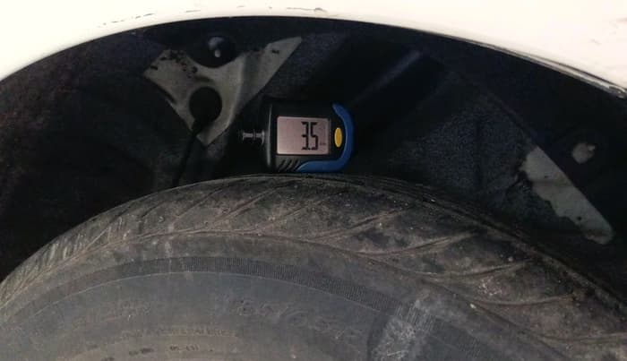 2013 Hyundai i20 SPORTZ 1.2, Petrol, Manual, 70,036 km, tyre