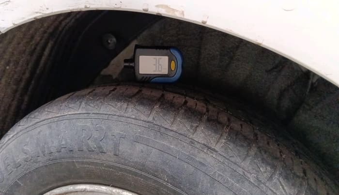 2013 Hyundai i20 SPORTZ 1.2, Petrol, Manual, 70,036 km, tyre