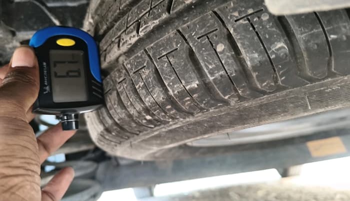 2023 Tata ALTROZ XZ CNG, CNG, Manual, 11,084 km, tyre