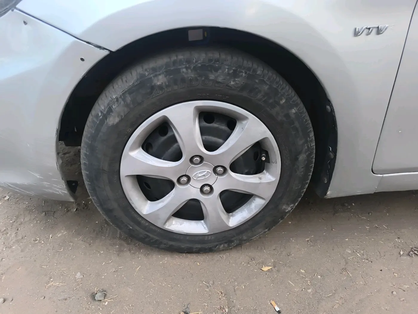 2012 Hyundai Verna FLUIDIC 1.6 VTVT EX, Petrol, Manual, 69,850 km, tyre