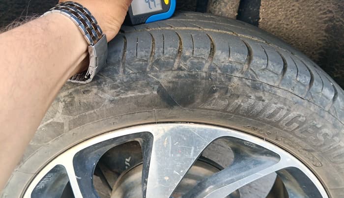 2021 Maruti Baleno ZETA PETROL 1.2, CNG, Manual, 1,34,984 km, tyre