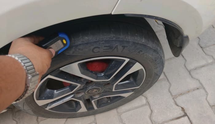 2018 Tata TIGOR XZ (O) PETROL, Petrol, Manual, 73,566 km, tyre