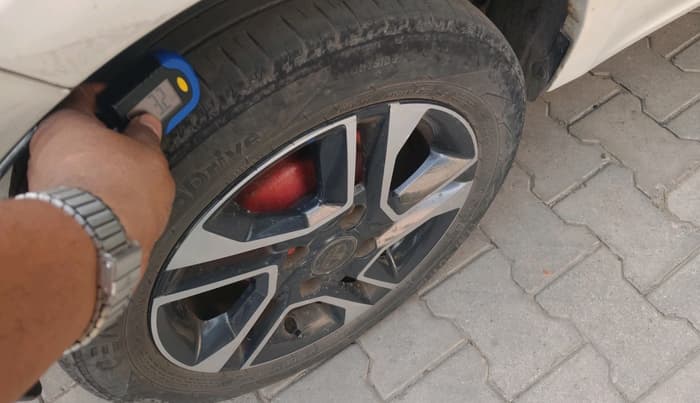 2018 Tata TIGOR XZ (O) PETROL, Petrol, Manual, 73,566 km, tyre