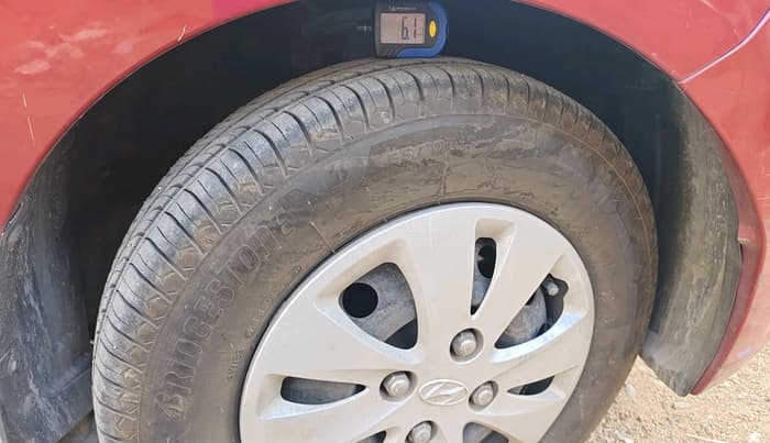 2011 Hyundai i10 SPORTZ 1.2, Petrol, Manual, 66,108 km, tyre