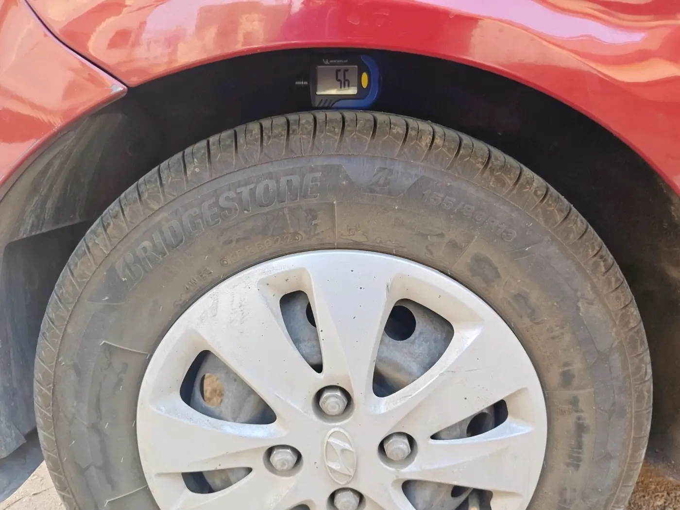 2011 Hyundai i10 SPORTZ 1.2, Petrol, Manual, 66,108 km, tyre