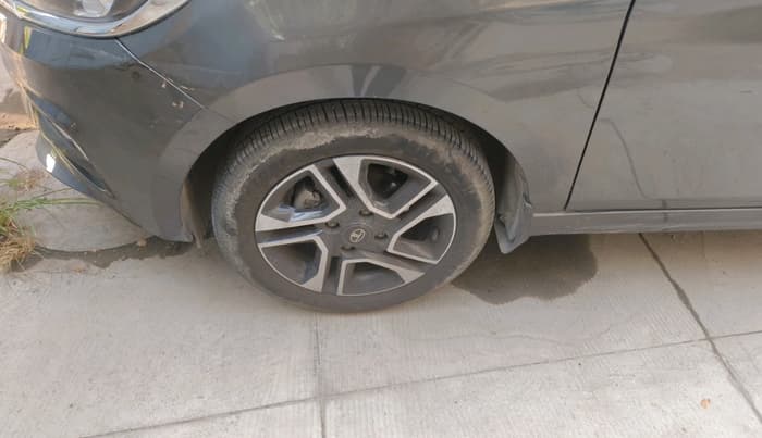 2024 Tata Tiago XZA PLUS PETROL, Petrol, Automatic, 7,205 km, tyre