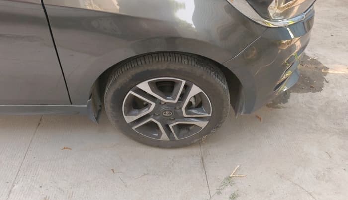 2024 Tata Tiago XZA PLUS PETROL, Petrol, Automatic, 7,205 km, tyre