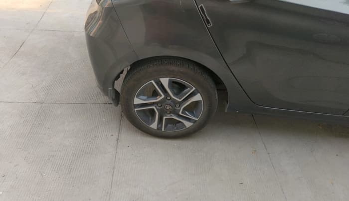 2024 Tata Tiago XZA PLUS PETROL, Petrol, Automatic, 7,205 km, tyre