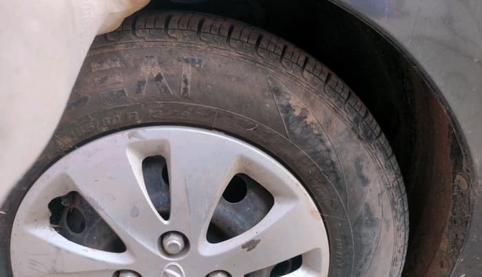2011 Hyundai i10 MAGNA 1.2, Petrol, Manual, 60,676 km, tyre