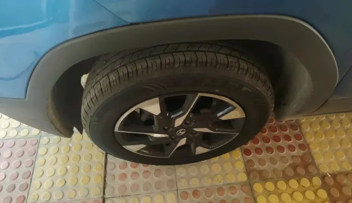 2021 Tata PUNCH CREATIVE  AMT, Petrol, Automatic, 40,877 km, tyre