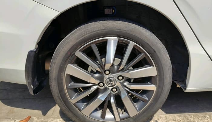 2021 Honda City 1.5L I-VTEC ZX, Petrol, Manual, 36,629 km, tyre