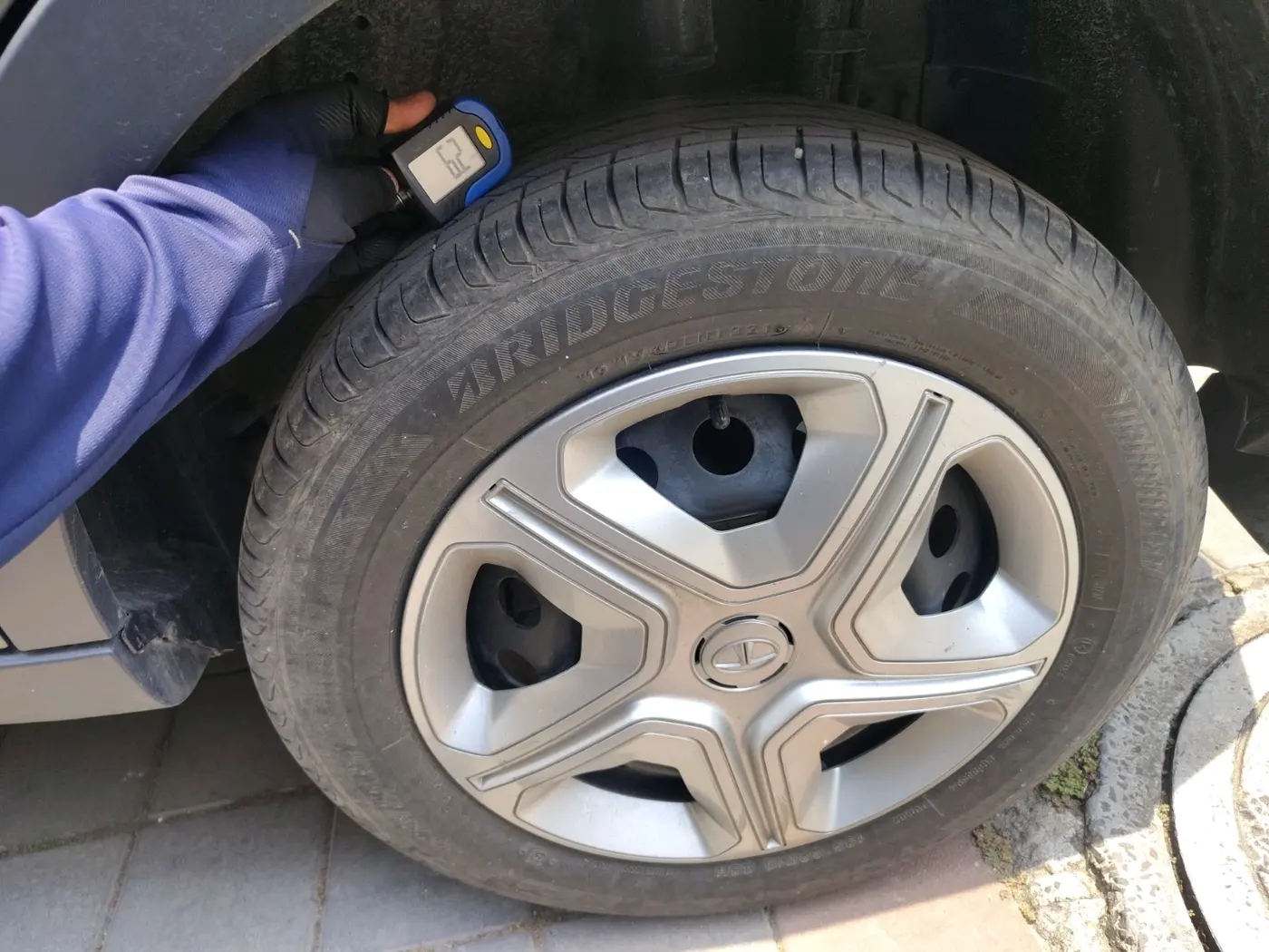 2021 Tata NEXON XM PETROL, Petrol, Manual, 21,296 km, tyre