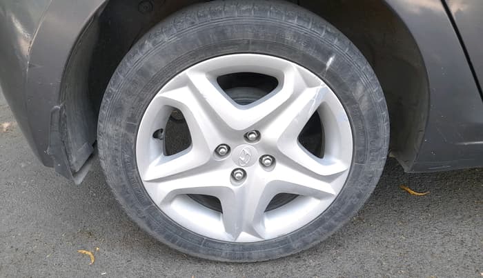 2017 Hyundai Elite i20 ASTA 1.2, Petrol, Manual, 43,614 km, tyre