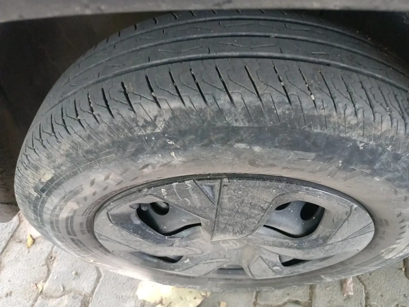 2024 Tata PUNCH ACCOMPLISHED MT CNG, CNG, Manual, 38,983 km, tyre